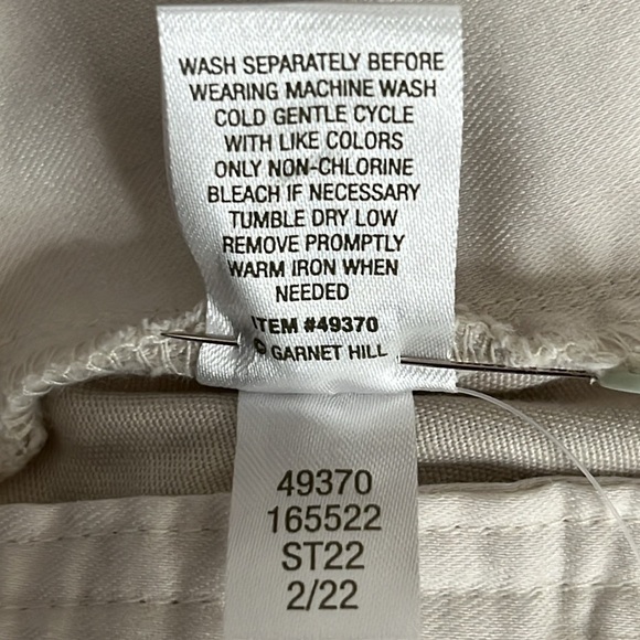 Garnet Hill Salt-Washed Everyday Chino Shorts in Pebble - NWOT - Size 10 - Picture 7 of 7
